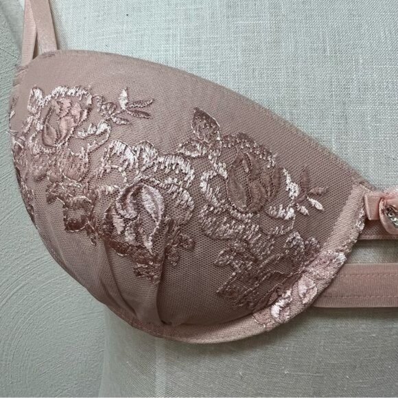 Smart & Sexy Lace Overlay Underwire Bra Light Pink Sz 38C - Picture 2 of 8